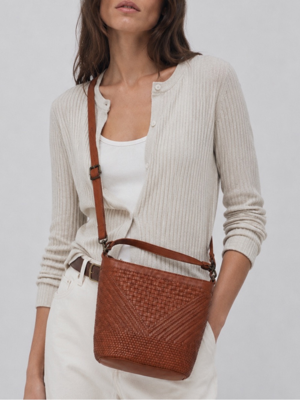 Italy Leather Crossbody Bucket Bag Cognac Brown